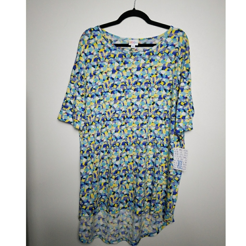 LuLaRoe Irma Tunic